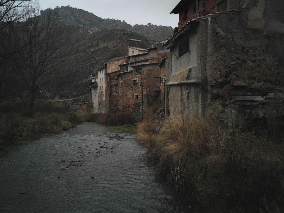 MontalbánCasa Roya别墅 外观 照片